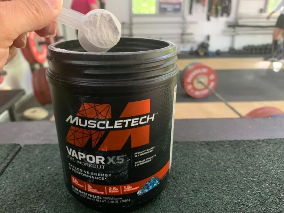 muscle tech vapor x5 scoop 1